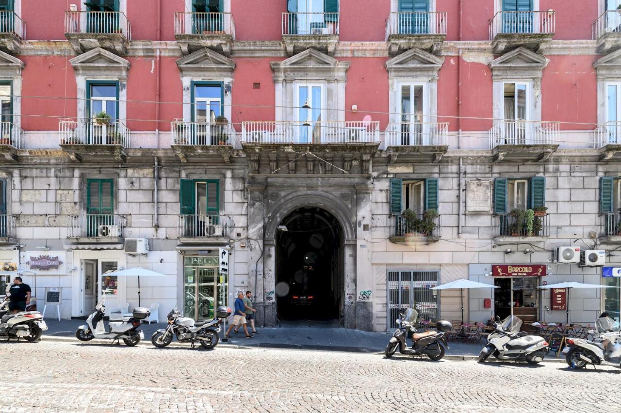 L'Angoletto In Centro Naples Exterior photo